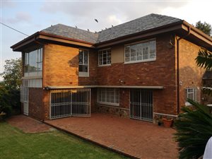 4 Bed House in Cyrildene