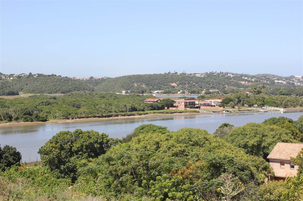 1500 m² Land available in Port Alfred photo number 4