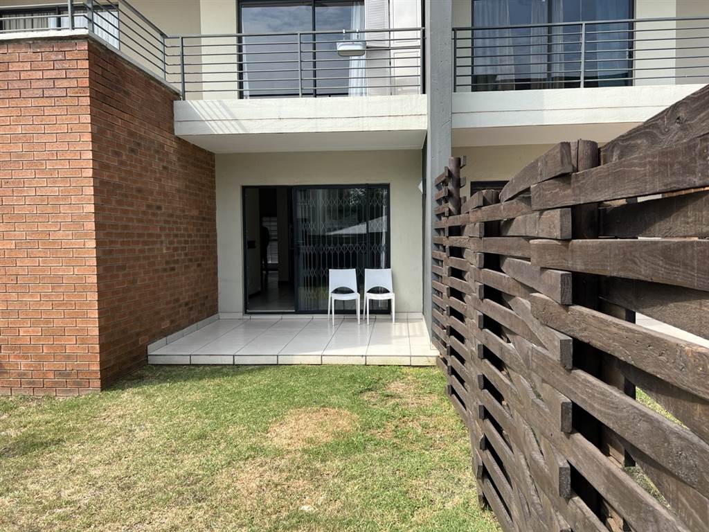 3 Bed Apartment in Fourways photo number 20