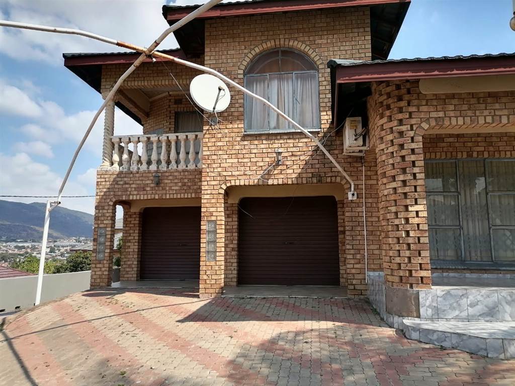 4 Bed House in Louis Trichardt photo number 17