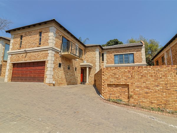 4 Bed Townhouse