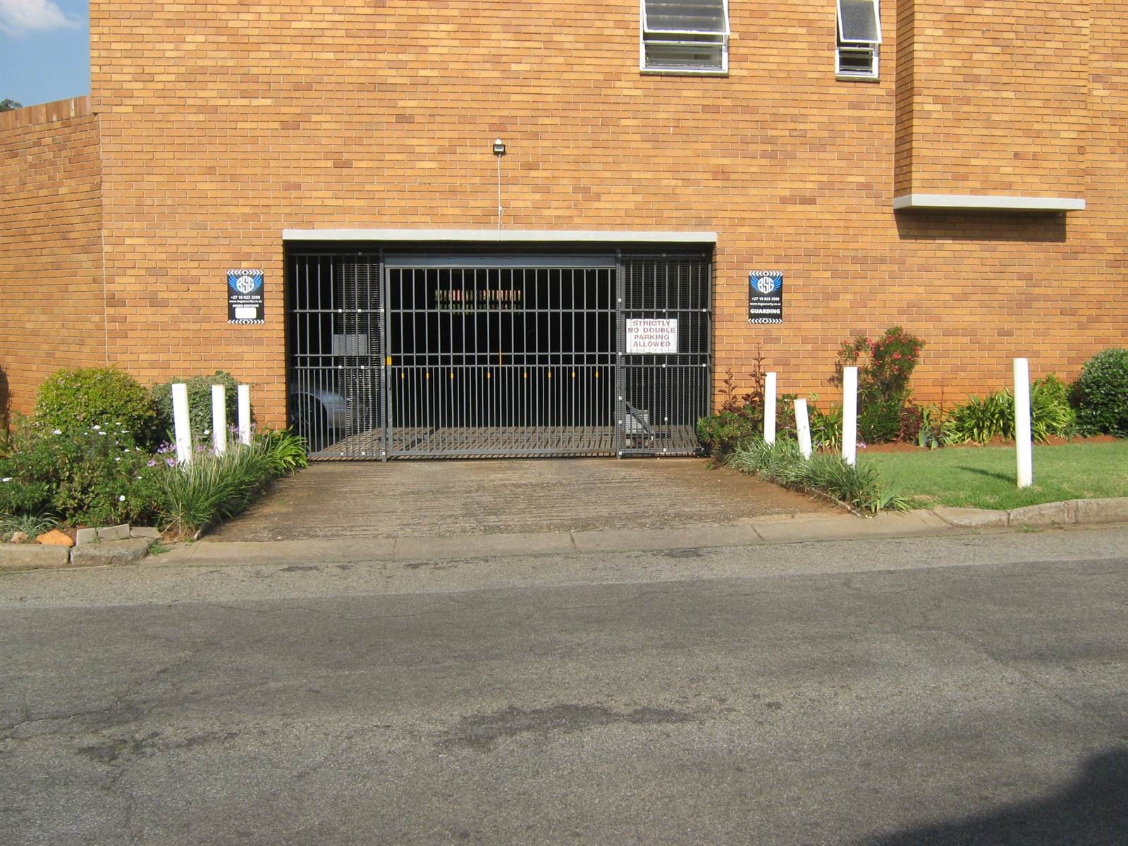 3 Bed Apartment in Malvern East photo number 23