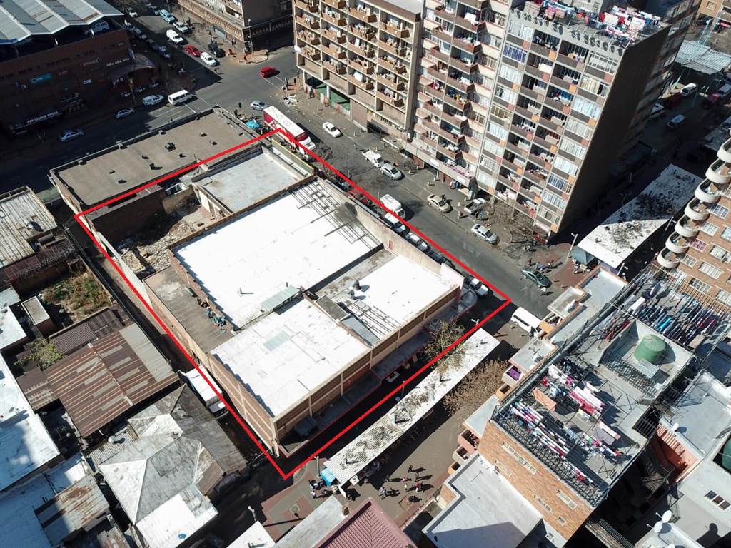 1889  m² Commercial space in Hillbrow photo number 3