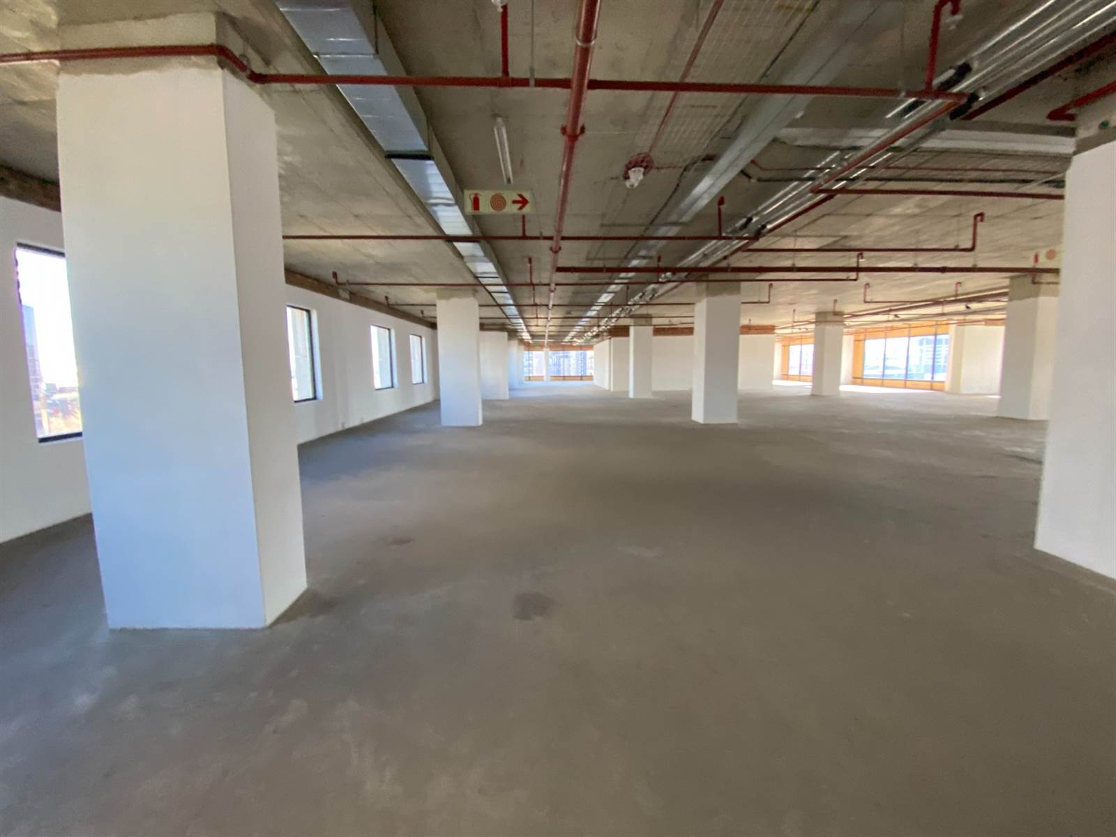 1816  m² Commercial space in Craighall photo number 3