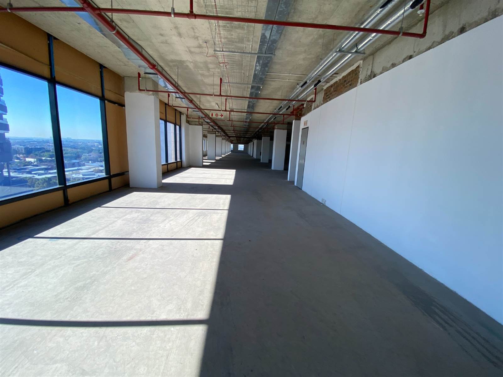 1816  m² Commercial space in Craighall photo number 6