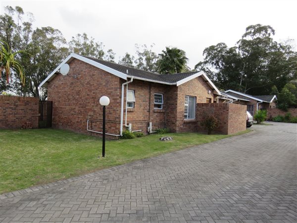 3 Bedroom Townhouse 3 Bedroom Townhouse