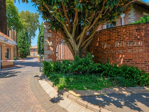 3 Bedroom Townhouse 3 Bedroom Townhouse