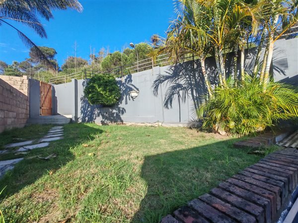 2 Bedroom Townhouse 2 Bedroom Townhouse