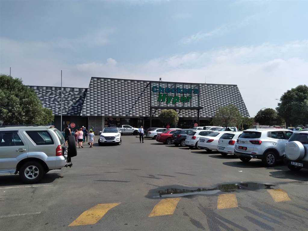 11746  m² Commercial space in Vanderbijlpark Central photo number 2