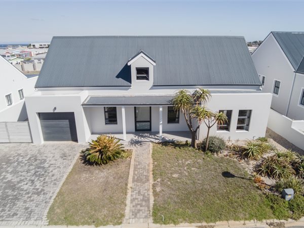 3 Bedroom House 3 Bedroom House