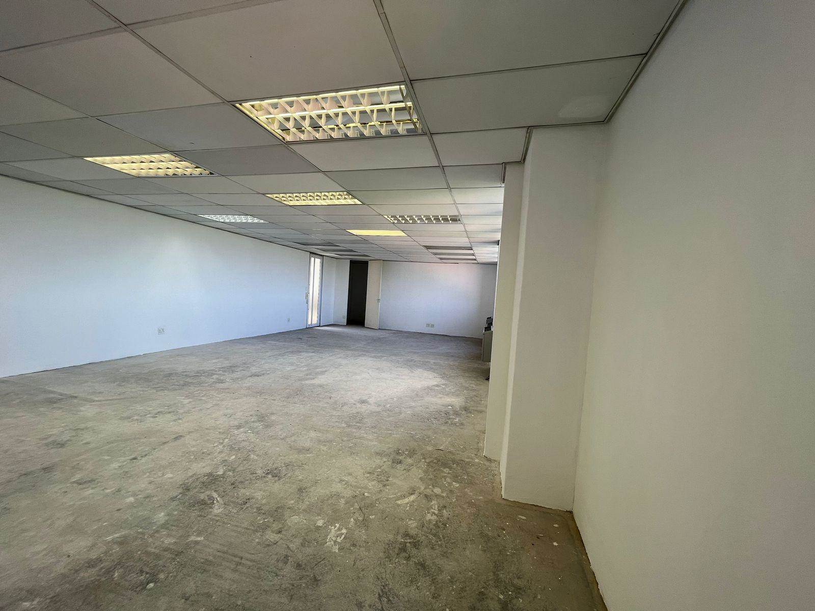 112  m² Commercial space in Illovo photo number 12