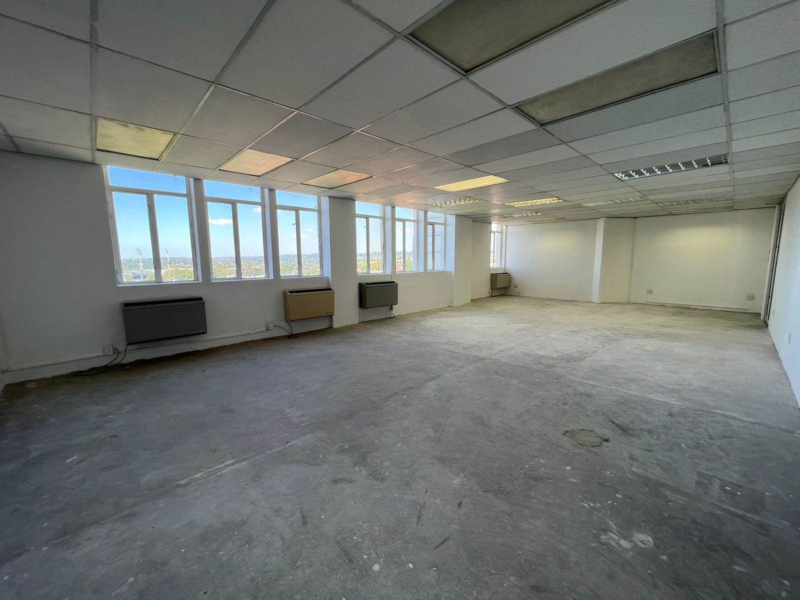 112  m² Commercial space in Illovo photo number 9