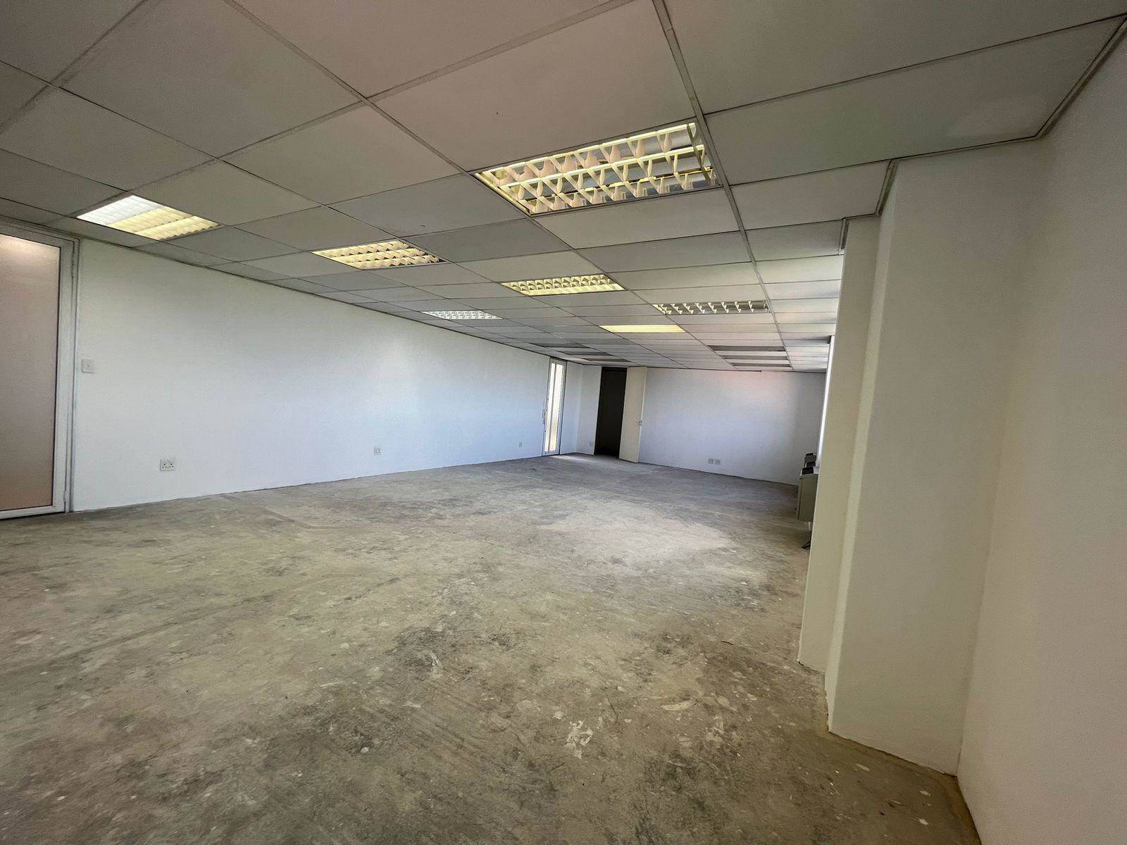 112  m² Commercial space in Illovo photo number 7