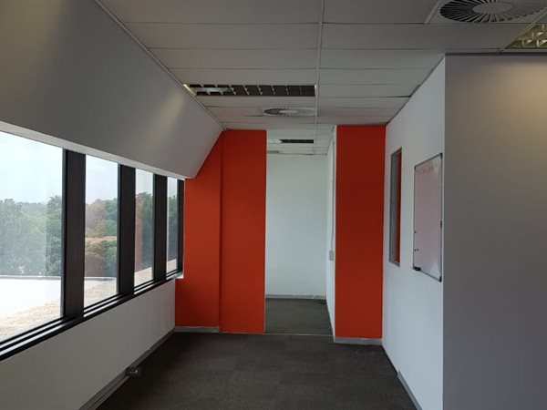86  m² Office Space in Killarney