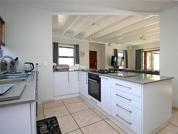 3 Bedroom House 3 Bedroom House