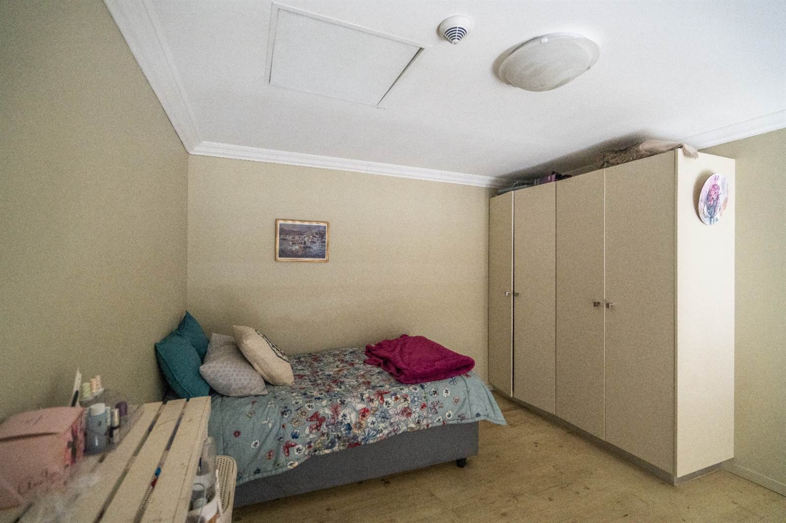 Studio apartment in Grahamstown Central photo number 21