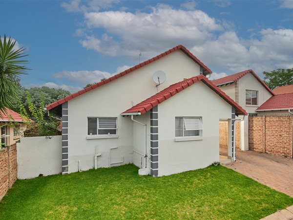 3 Bed Townhouse in Buccleuch