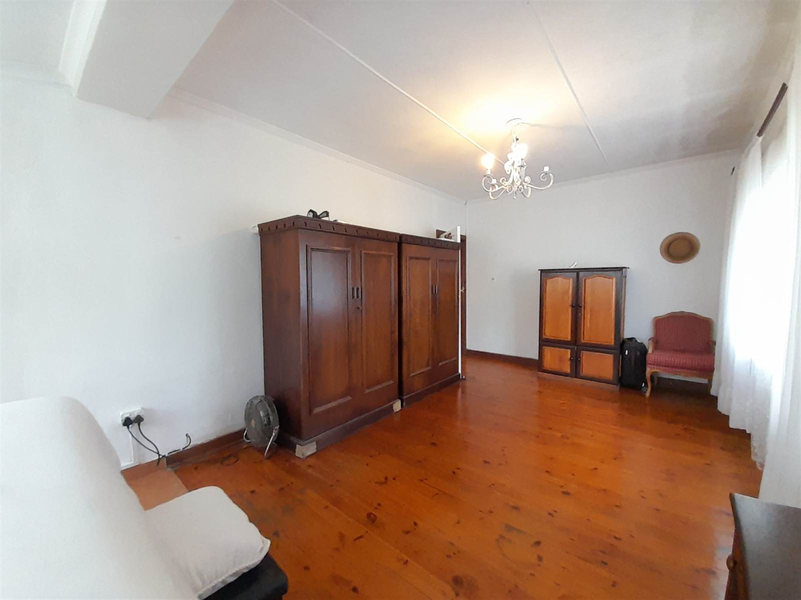 4 Bed House in Sydenham photo number 12