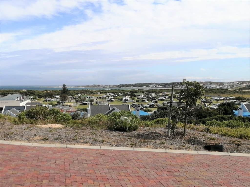 616 m² Land available in Stilbaai photo number 12