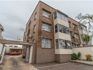 2 Bed Apartment in Westridge