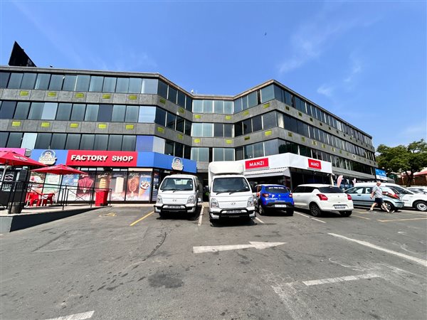 88  m² Commercial space