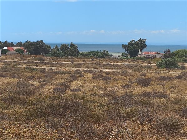 280 m² Land available in St Helena Views