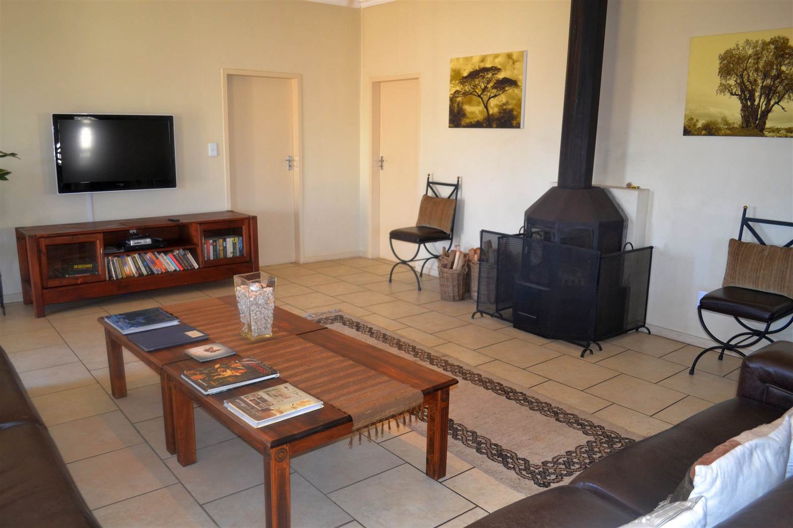 4 Bed House in Dullstroom photo number 6