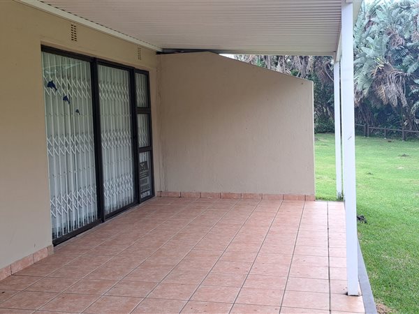 2 Bed Townhouse in Scottburgh South