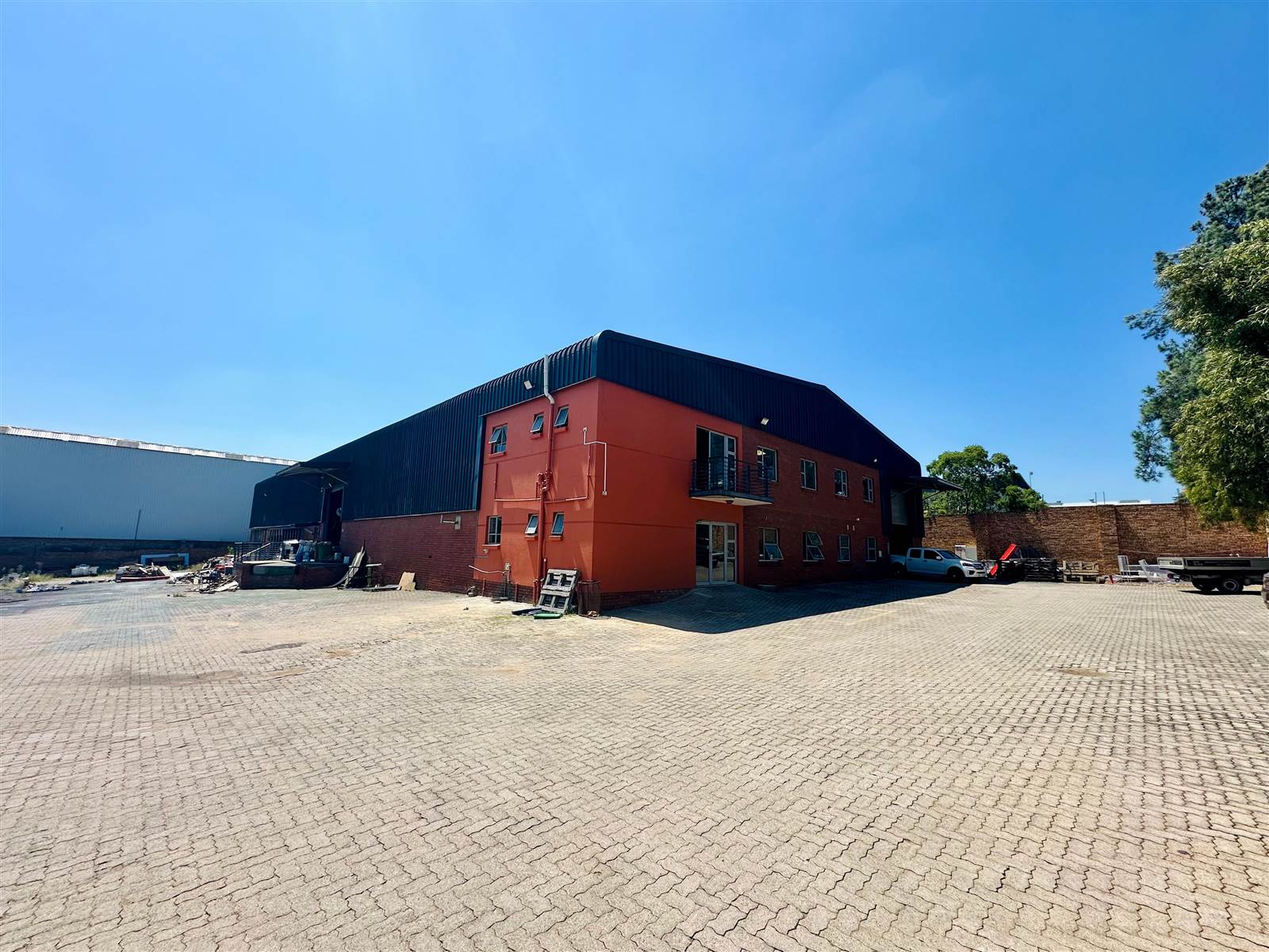 1608  m² Industrial space in Kya Sands photo number 1