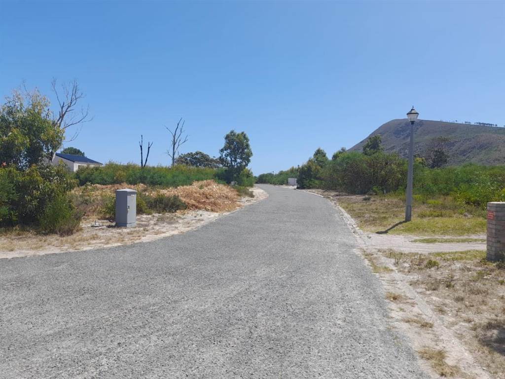 983 m² Land available in Franskraal photo number 2