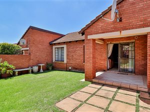 2 Bed Simplex in Moreleta Park