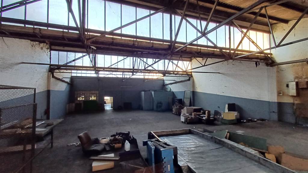 830  m² Industrial space in Congella photo number 11