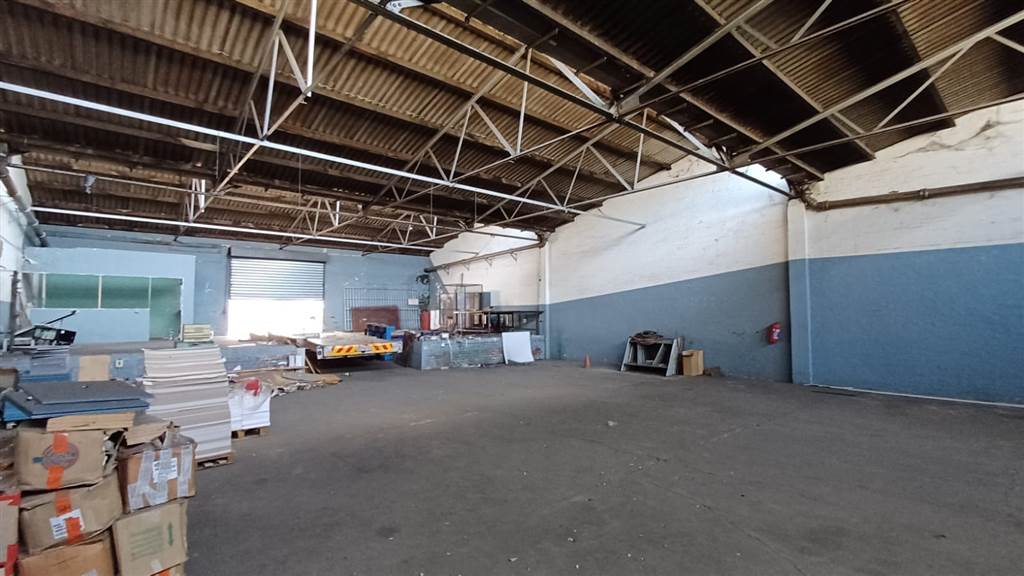 830  m² Industrial space in Congella photo number 8