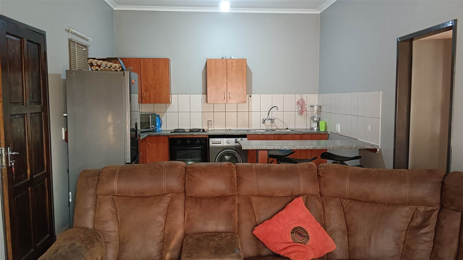 1 Bed Apartment in Brakpan North photo number 10
