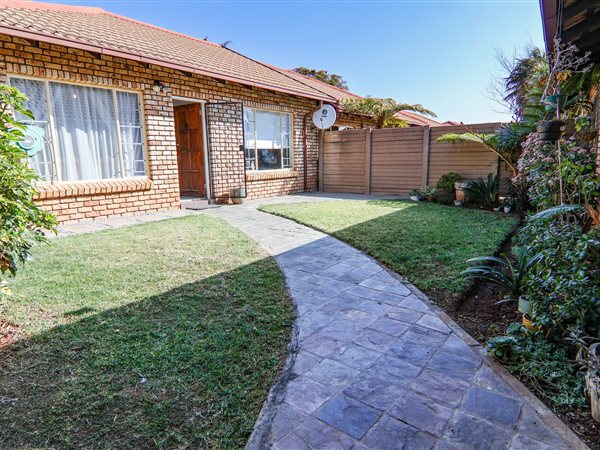 2 Bedroom Simplex
