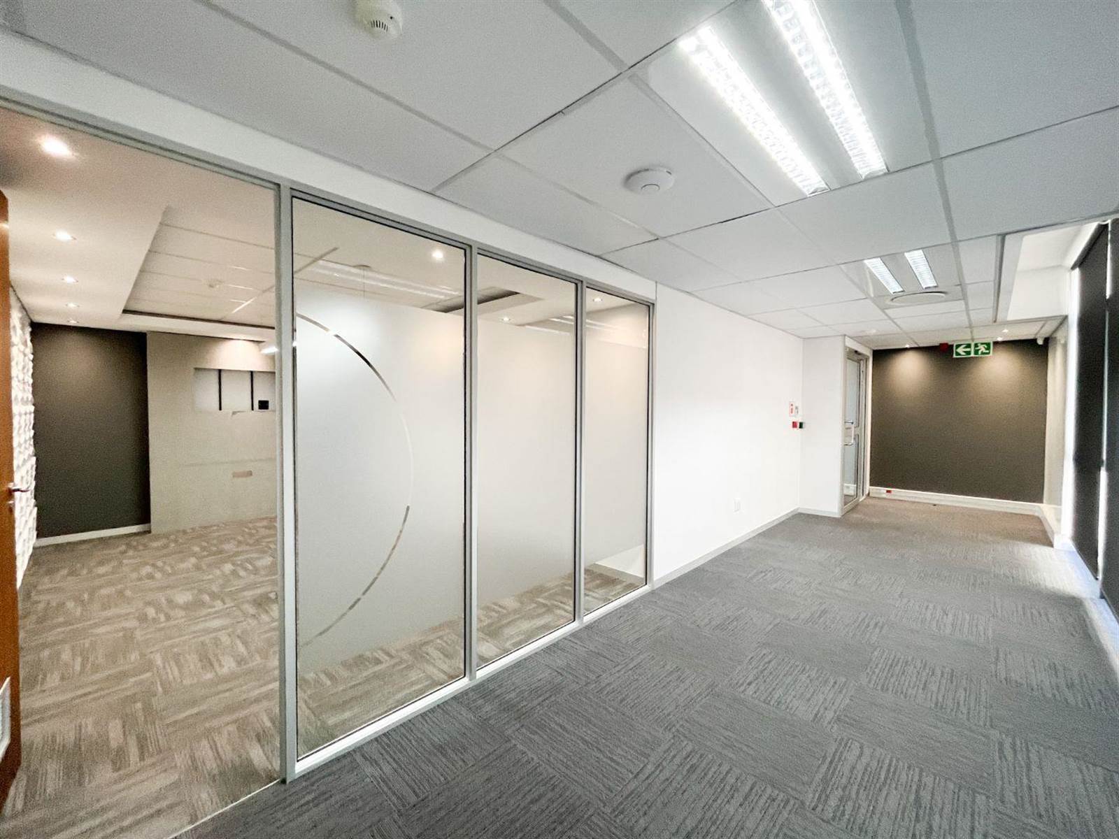 180  m² Office Space in Tyger Valley photo number 10