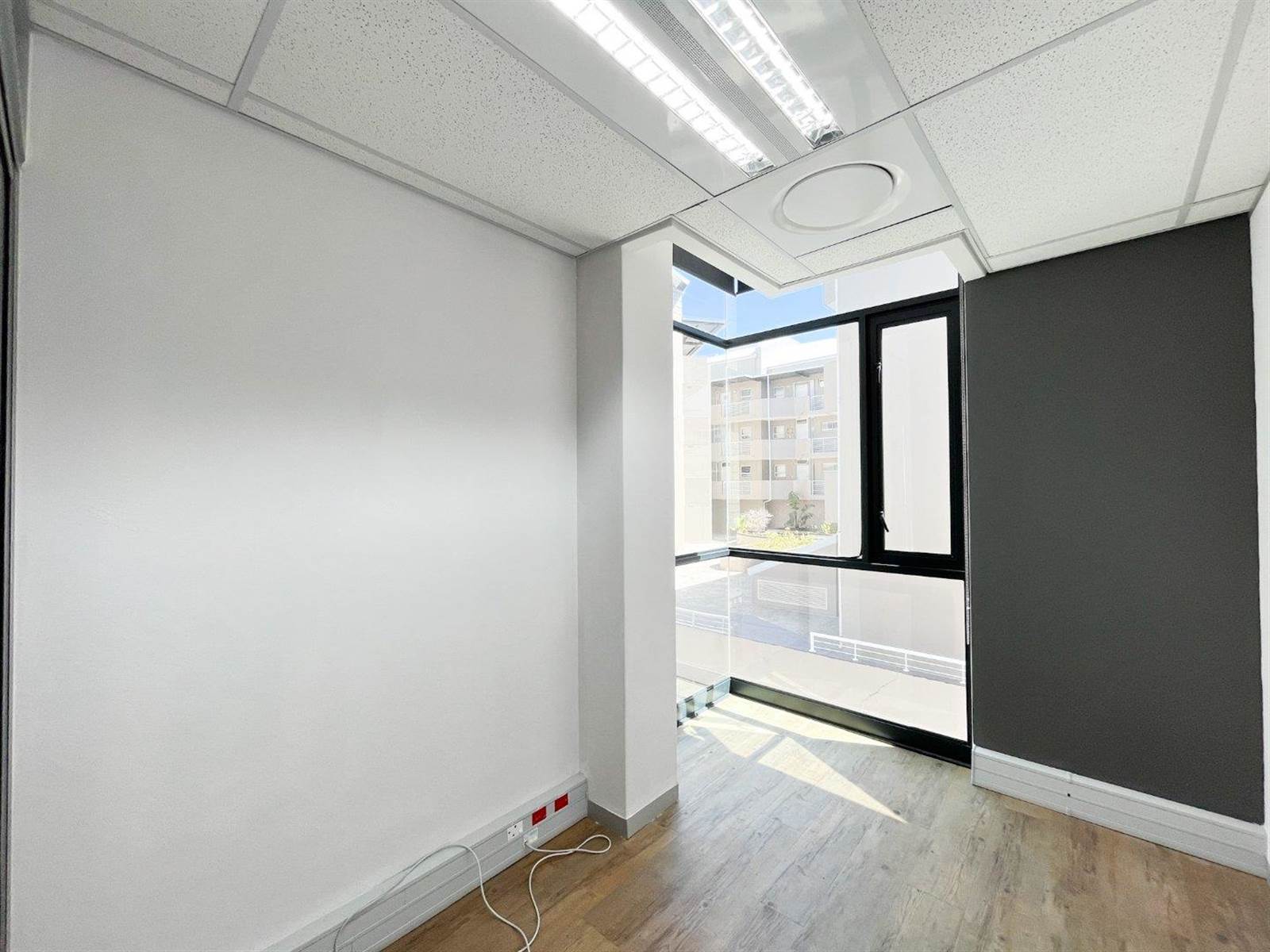 180  m² Office Space in Tyger Valley photo number 7