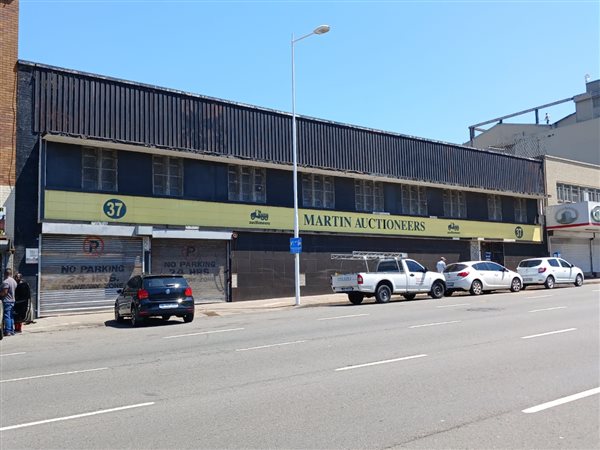 950  m² Industrial space