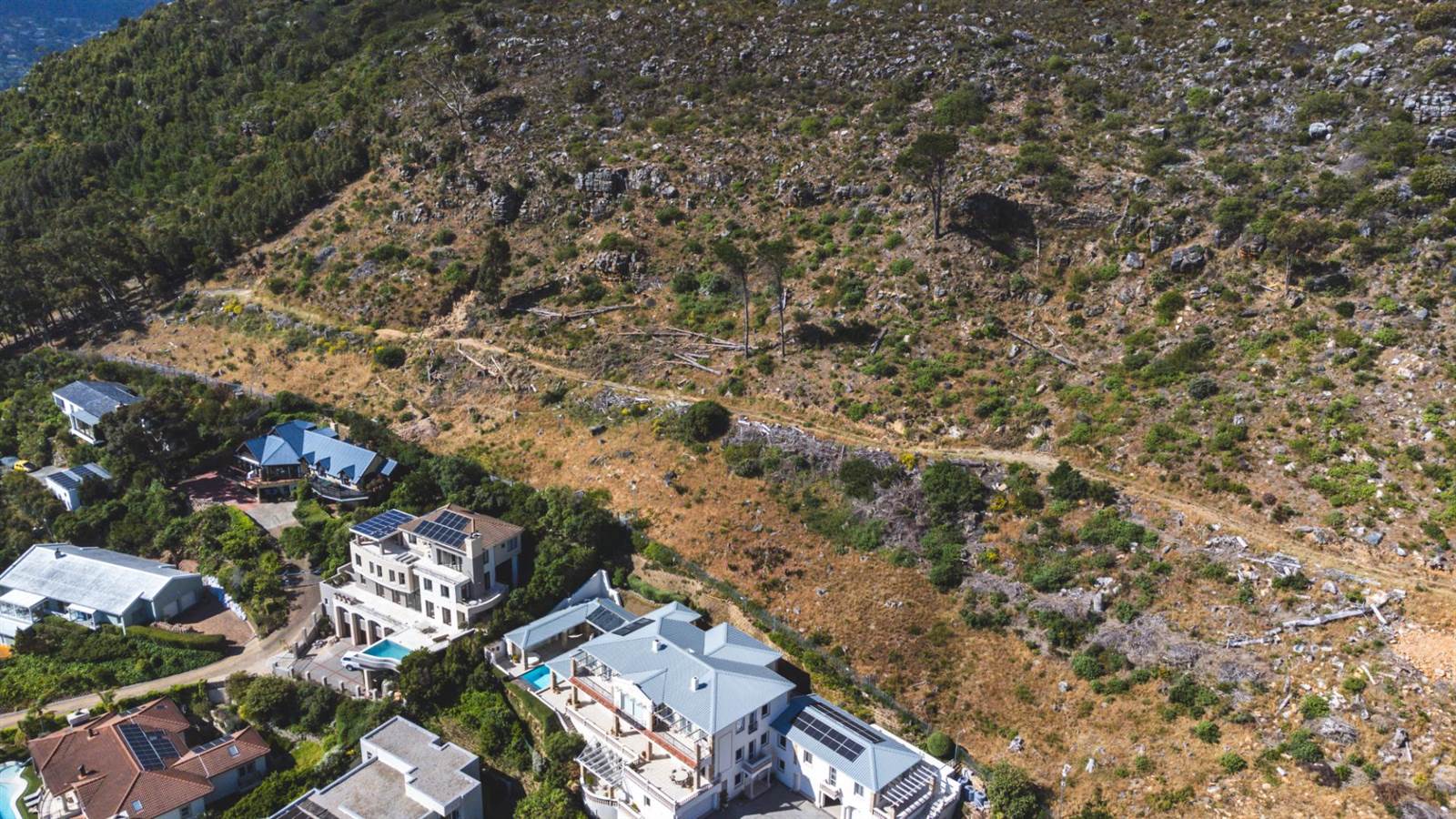 2.1 ha Land available in Hout Bay and surrounds photo number 2