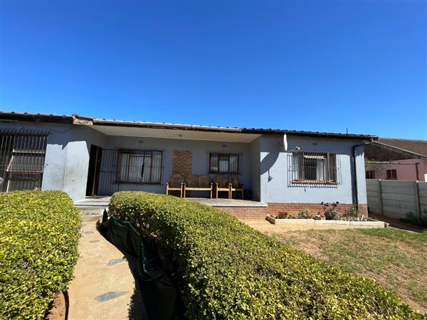 3 Bedroom House 3 Bedroom House