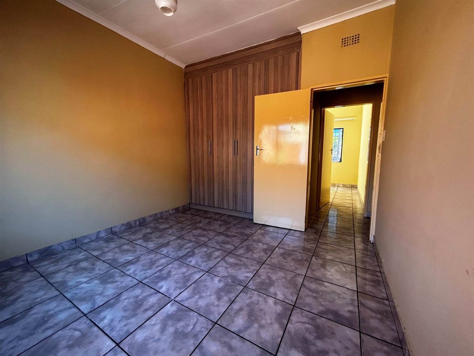 3 Bed Townhouse in Mokopane photo number 28