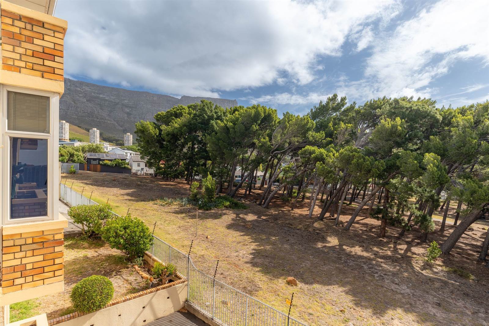 1 Bed Apartment in Vredehoek photo number 9