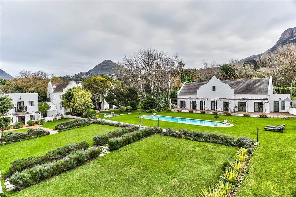 19 Bed House in Hout Bay and surrounds photo number 16