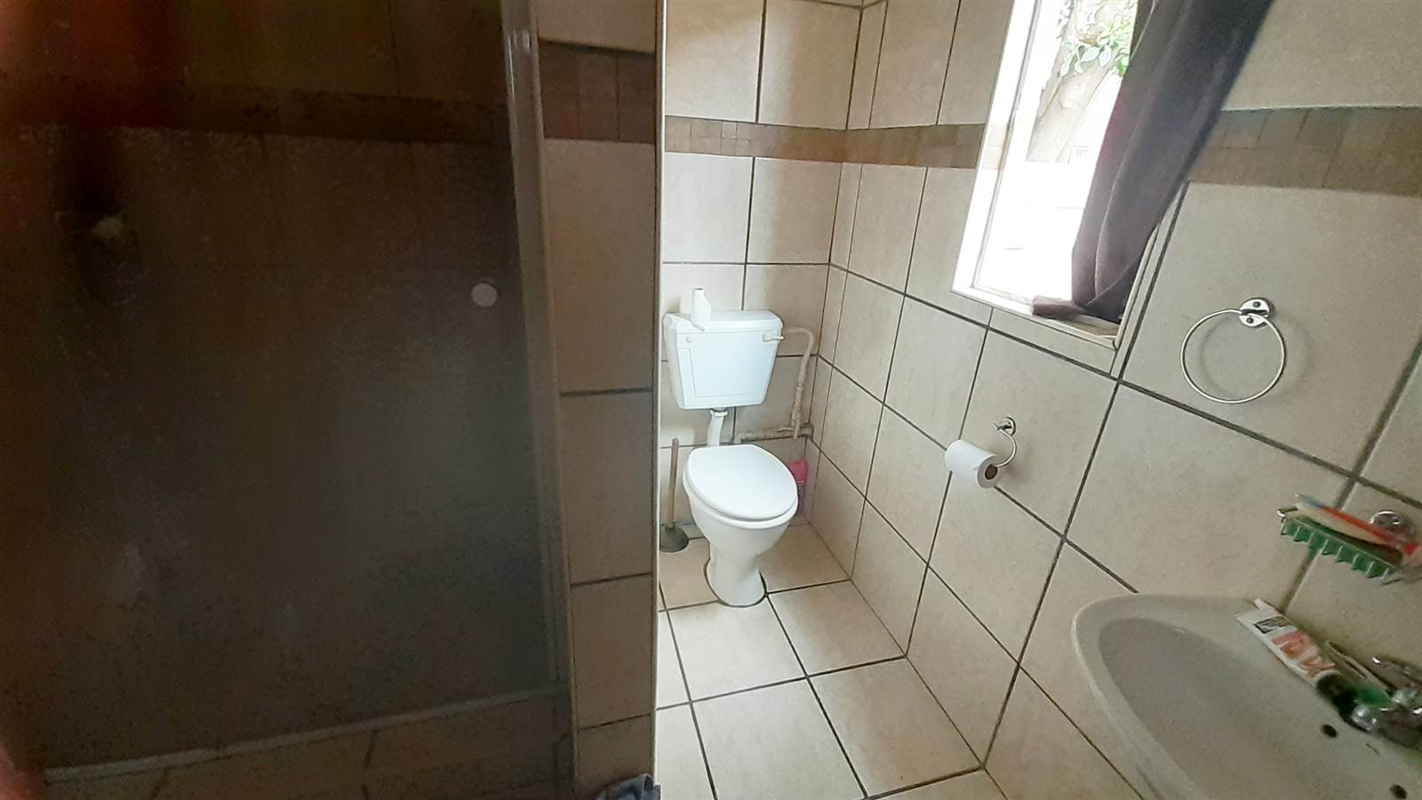 3 Bed House in Kempton Park Ext 2 photo number 28