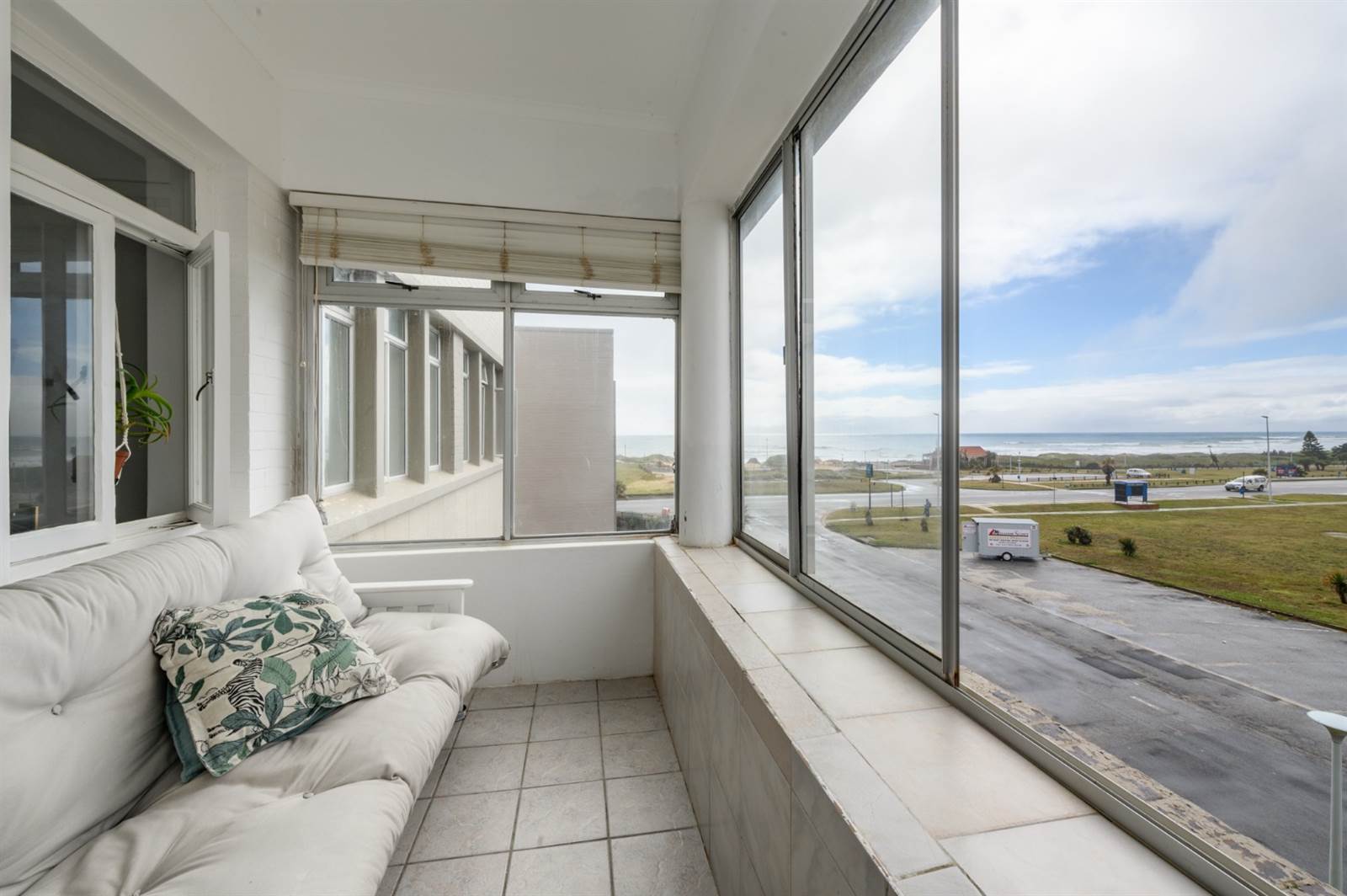 3 Bed Apartment for sale in Summerstrand T4841398 Private Property