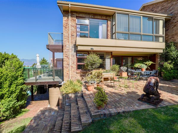 3 Bedroom House 3 Bedroom House