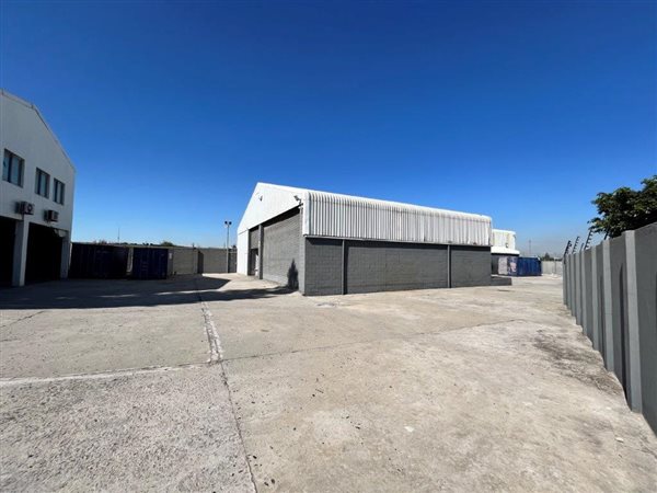 650  m² Industrial space