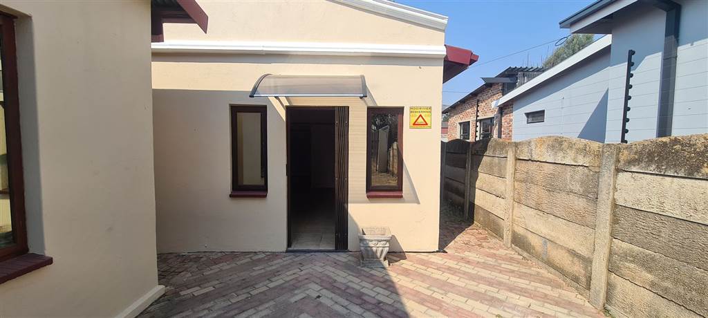 202  m² Office Space in Potchefstroom Central photo number 17