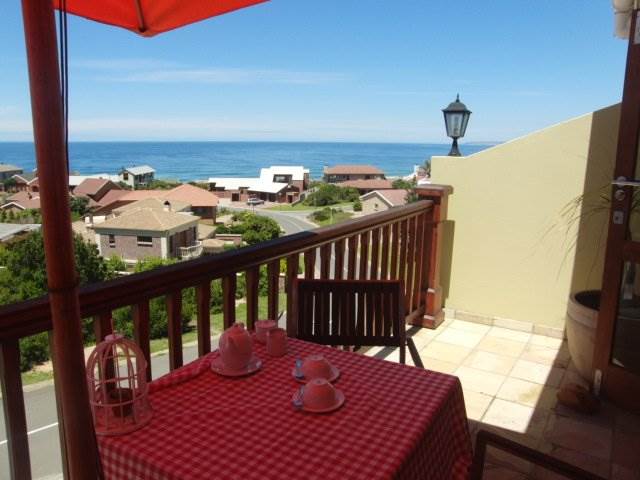 4 Bed House in Outeniqua Strand photo number 20