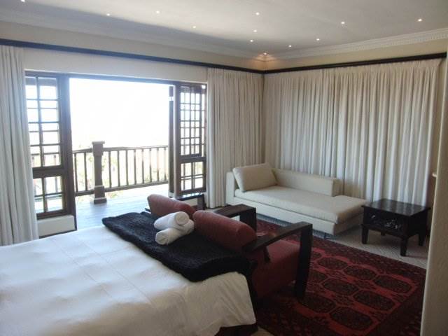 4 Bed House in Outeniqua Strand photo number 10